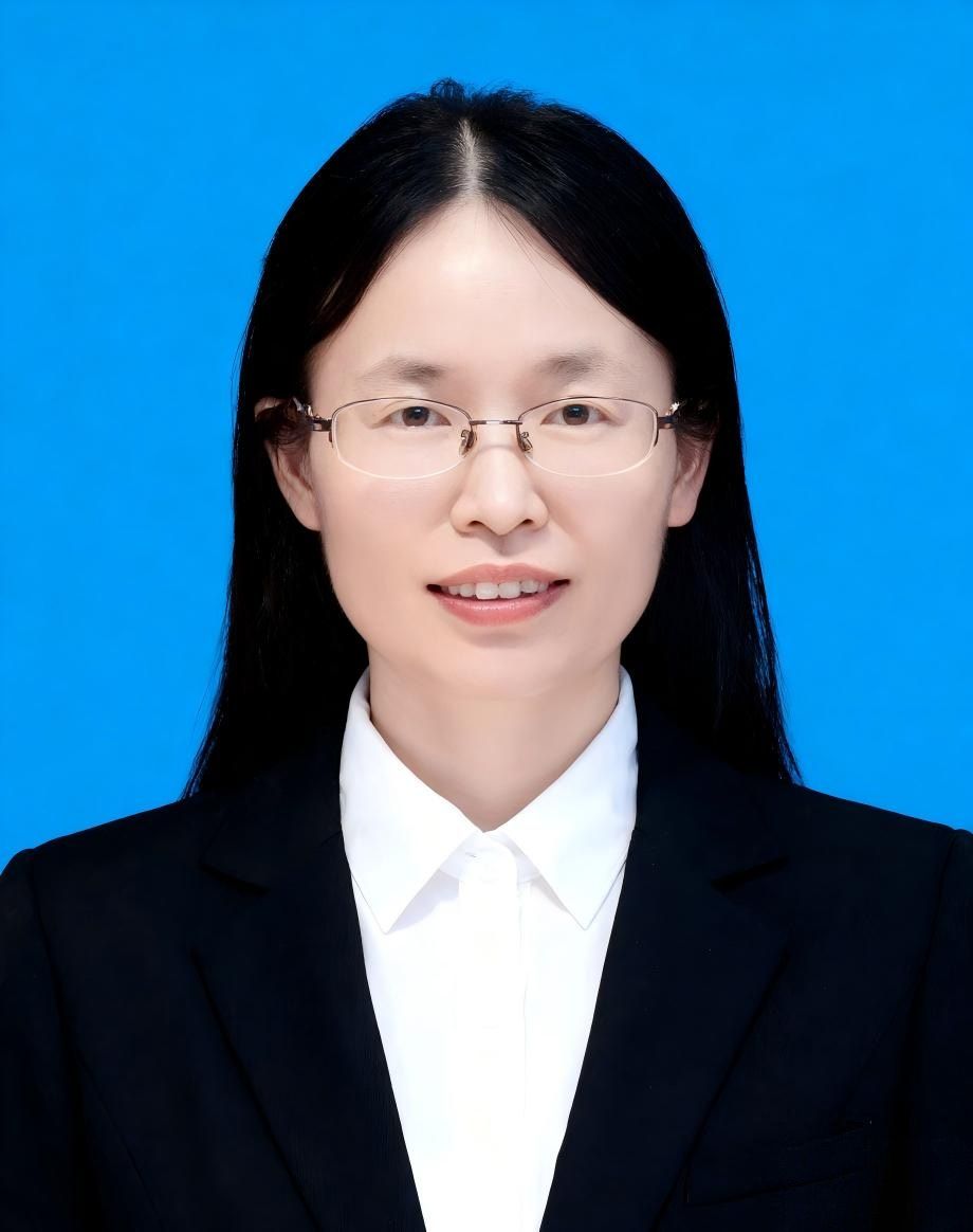 许丽佳