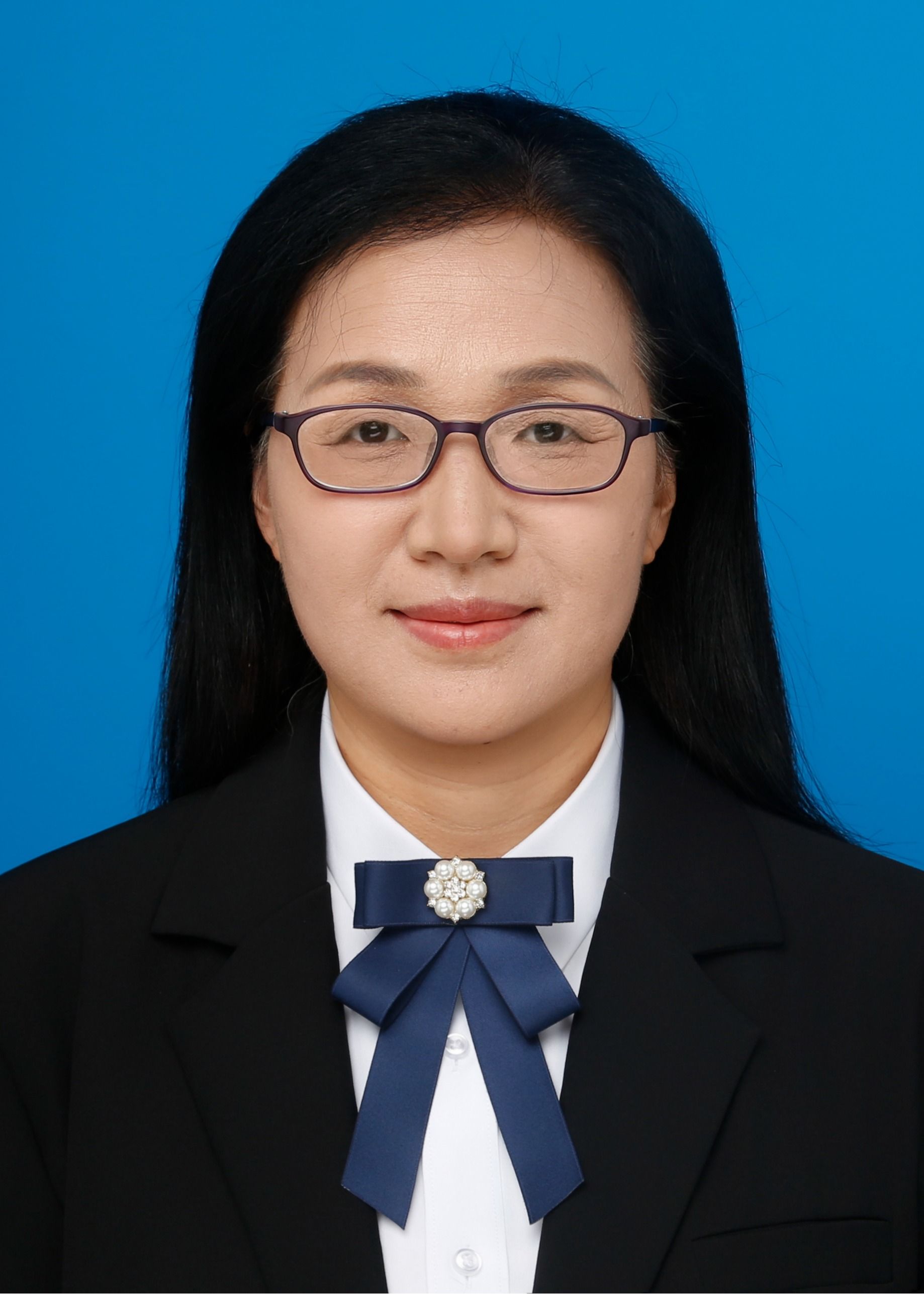 郑彩霞  