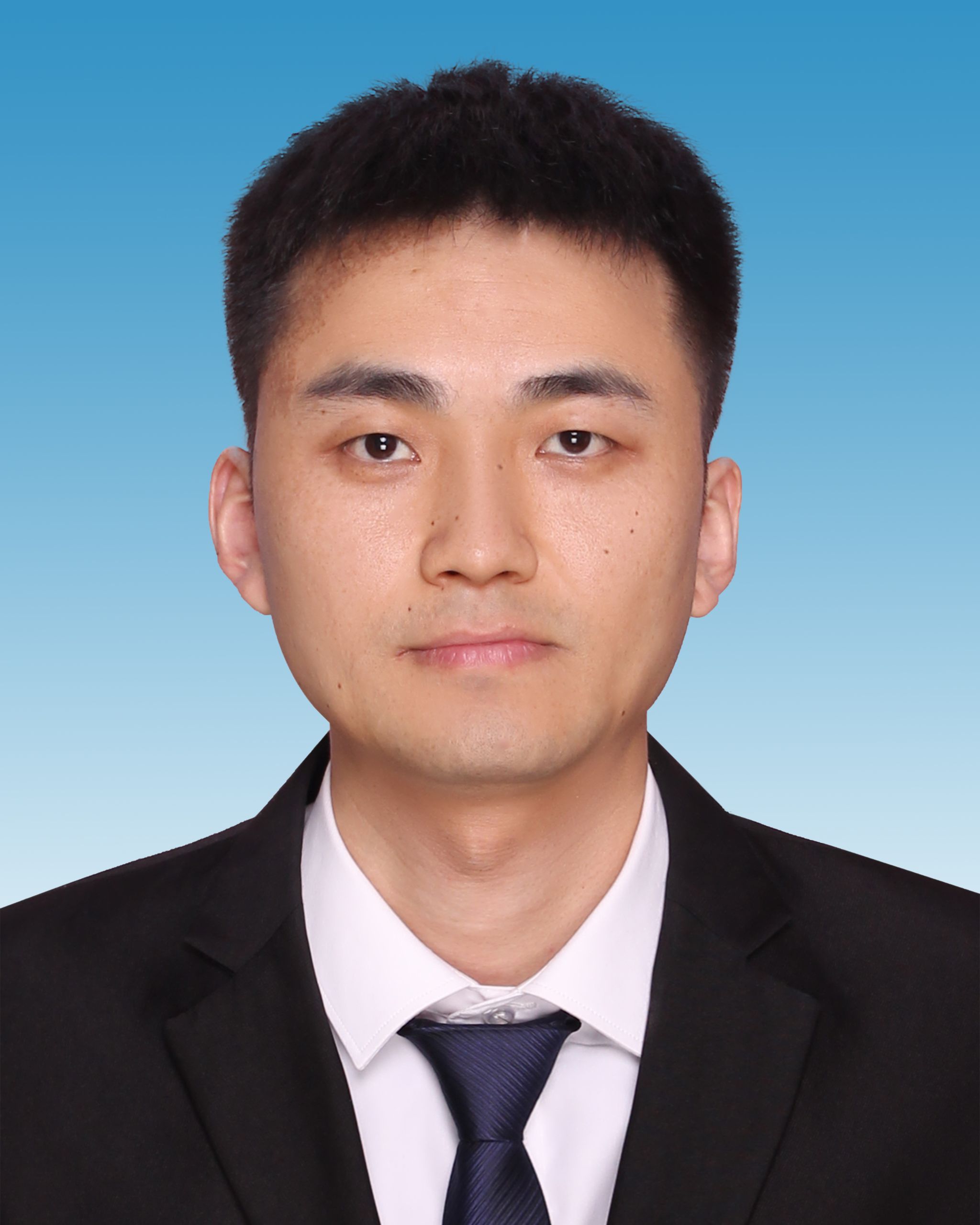 谢九龙